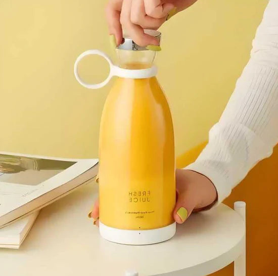 Portable Mini Juicer Bottle